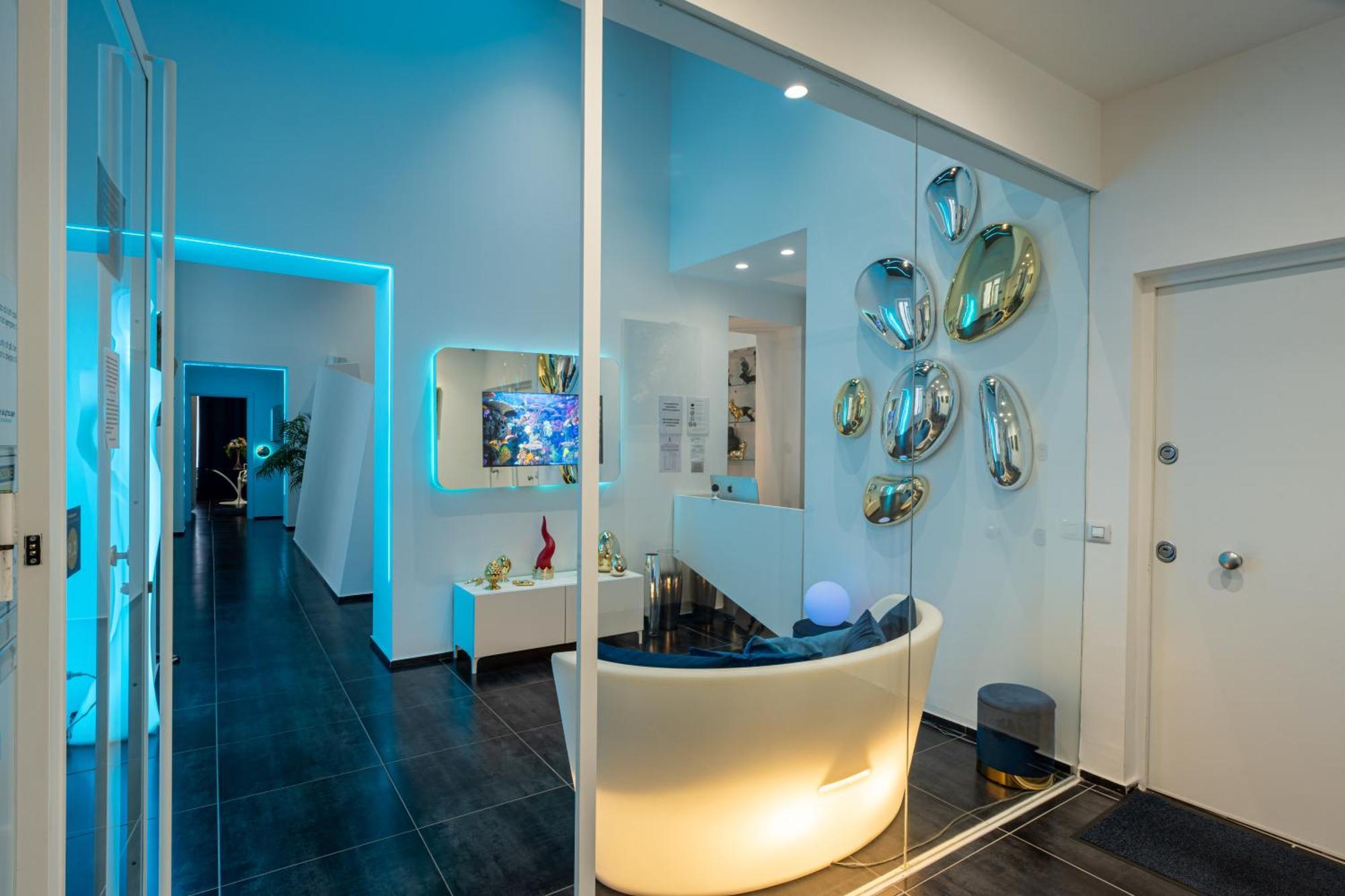 Skyhouse Chiaia Bed & Breakfast Napoli